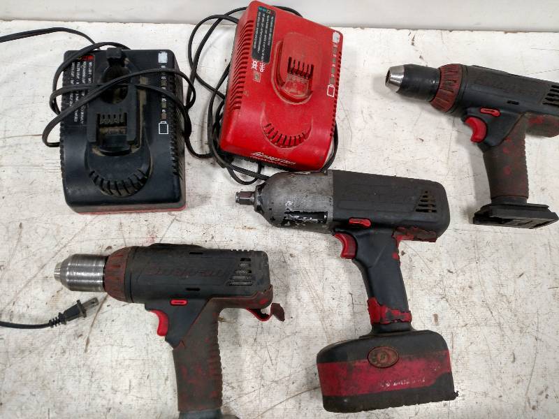 lot 175 image: Snap-On 12 Impact & (2) Snap-On 1...