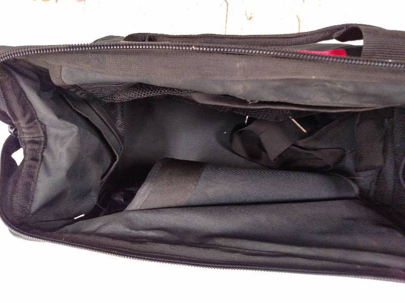 lot 177 image: Snap-On 17 Tool Bag, New...