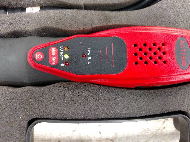 lot 179 image: Snap-On ACT760B Refrigerant Gas Lea...