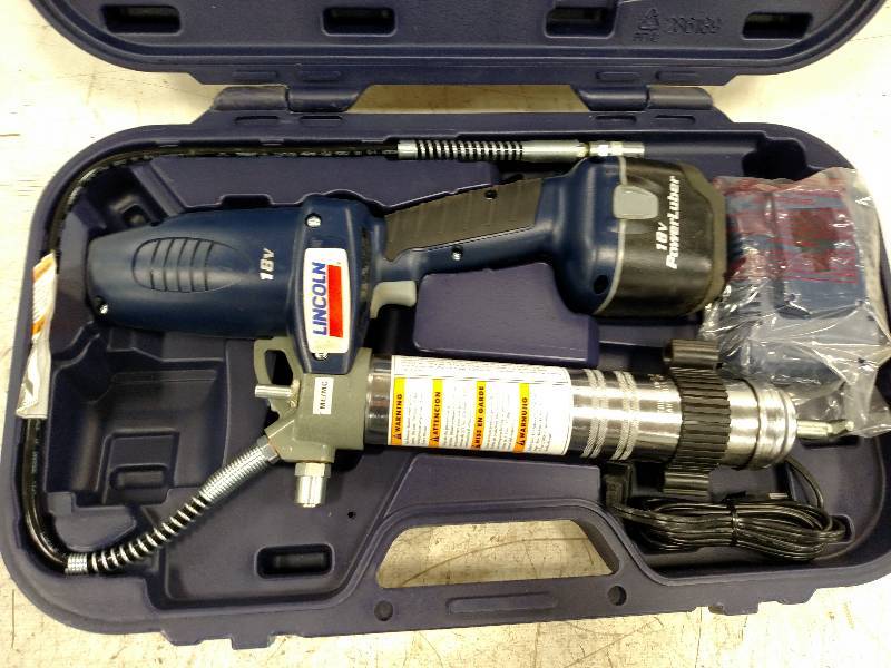 lot 183 image: Lincoln 18v Cordless Power Luber Gr...