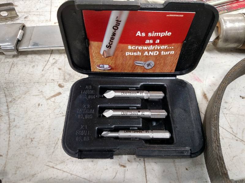 lot 257 image: Asstd Tools...