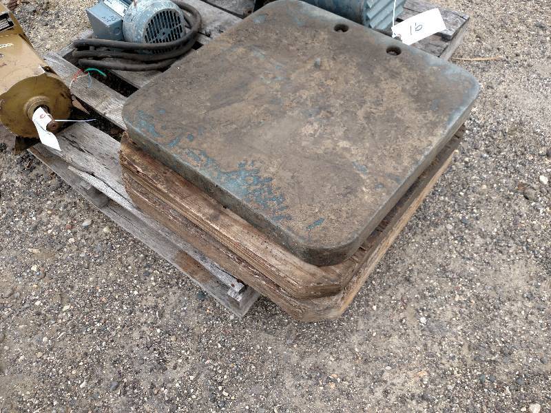 lot 16 image: (3) Crane Pads...