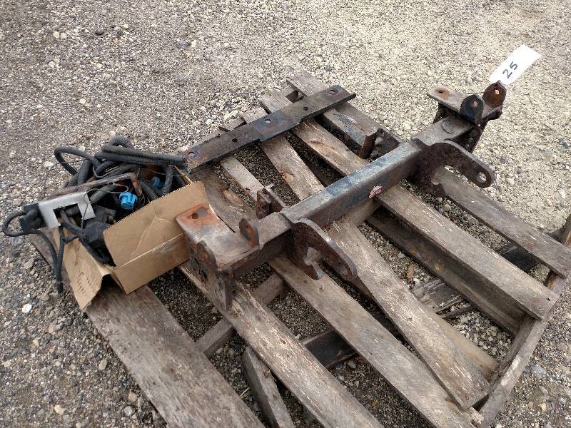 Boss Smart Hitch RT3 Snow Plow Moun... Tools & Equipment Estate KBID