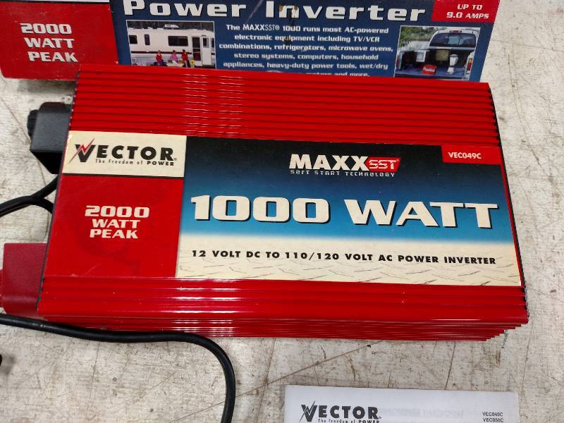 lot 297 image: Vector MAXXSST 1000 Watt Power Inve...