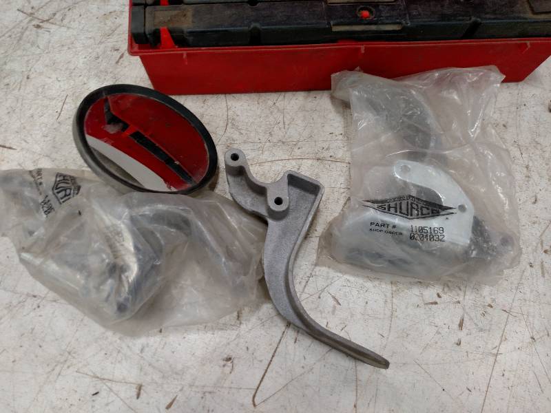 lot 299 image: Safety Triangles & Roller Tarp Part...