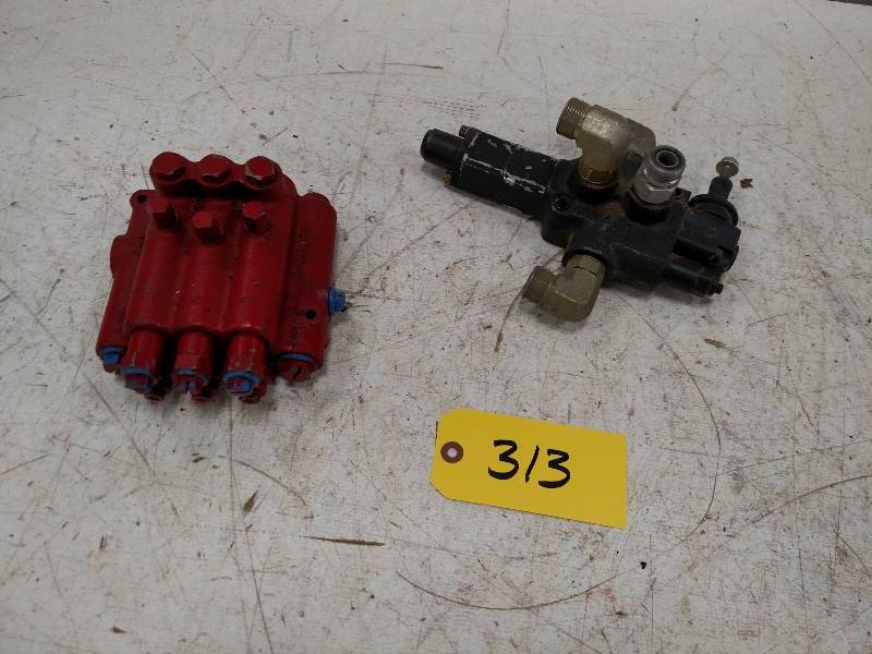 lot 313 image: (2) Hydraulic Valves...