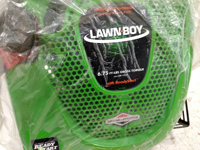 lot 260 image: Lawn Boy Mower Engine, NewUnused...