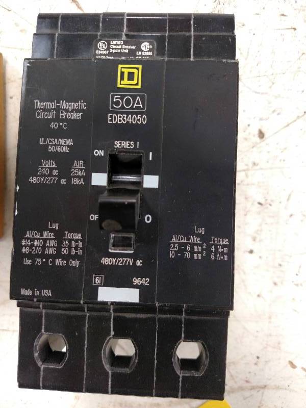 lot 347 image: Sqaure D 50 Amp Breaker, New, Model...