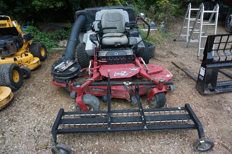 lot 4 image: Exmark Lazer ZXS Commercial Zero Turn Lawn Mower