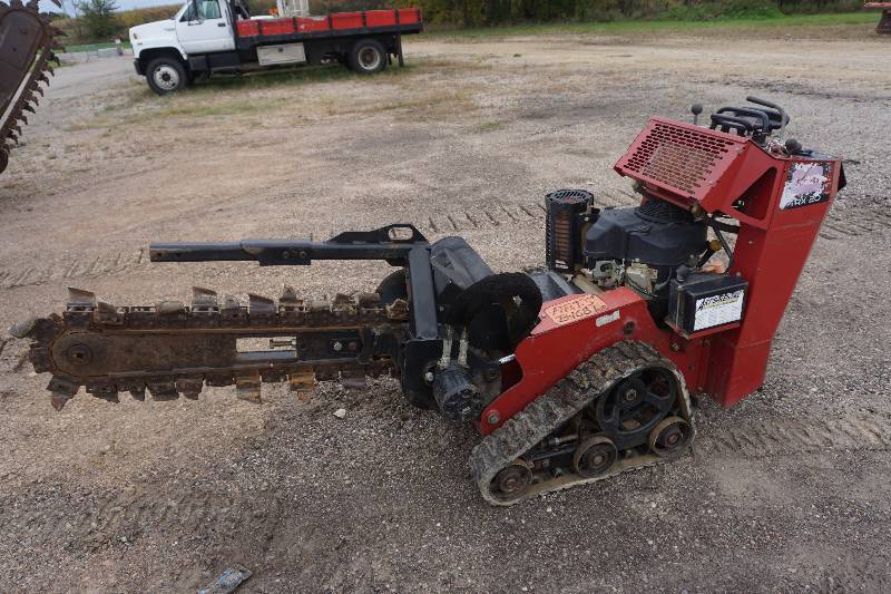 Toro TRX-20 Mini Tracked Walk Behind Trencher | Bobcat T190, Sullivan ...