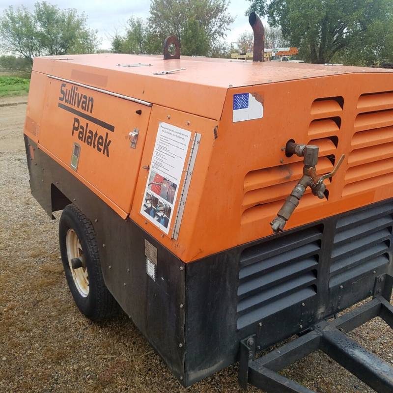 lot 2 image: 2008 Sullivan Model D0185QH11JDB Tow Behind Air Compressor