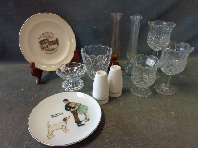 lot 66 image: Glassware and Decor