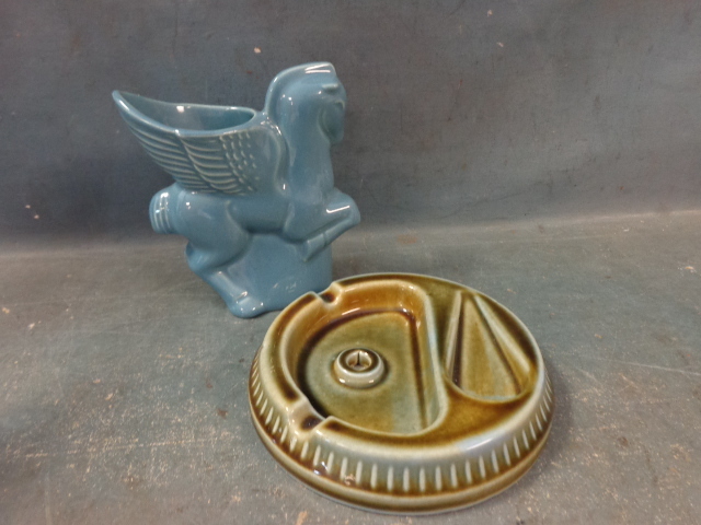 lot 67 image: Redwing Planter and Ashtray