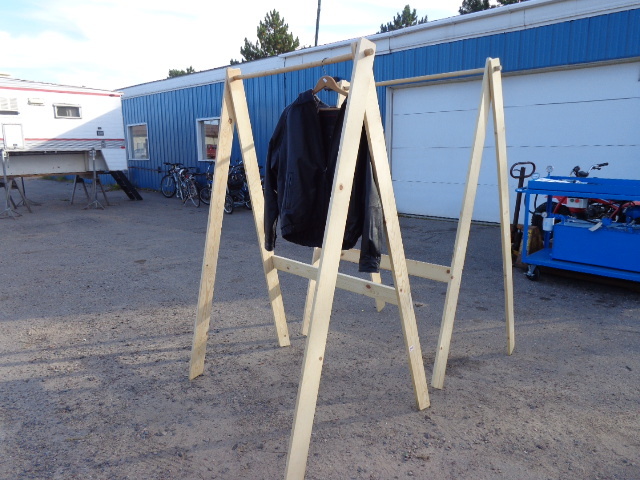 lot 107 image: A Frame Closet Storage