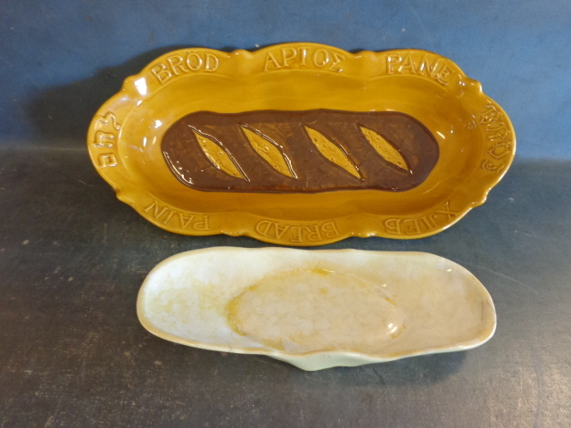 lot 90 image: Ceramic Bread Plates