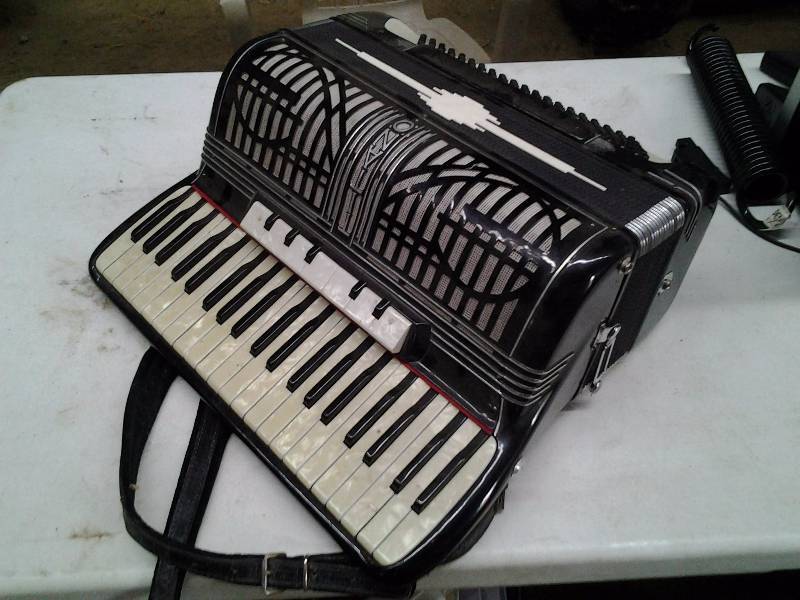 lot 51 image: Titano Accordian