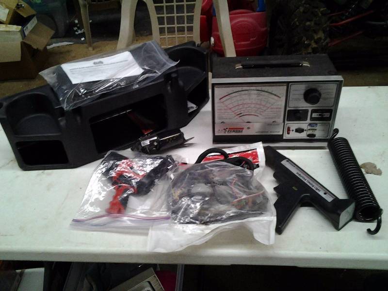 lot 64 image: Sears Penske Automotive Analyzer, Boss Plow Harness & Spring, Spotlight, Redneck Blind Console