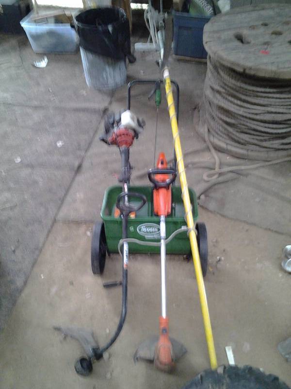 lot 70 image: Pole Saw, Weed Whip, Fertilizer Spreader