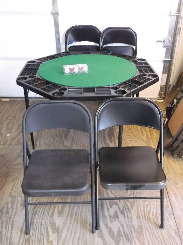 Poker Table