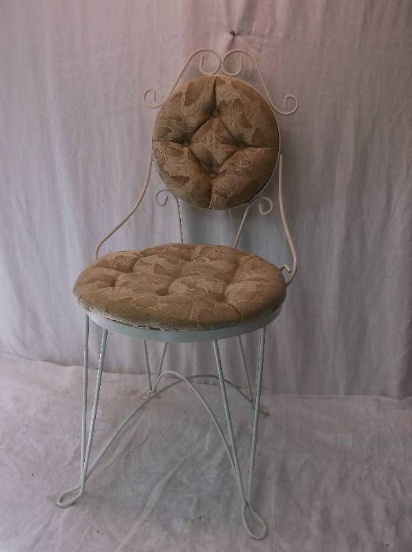 Vanity Chair