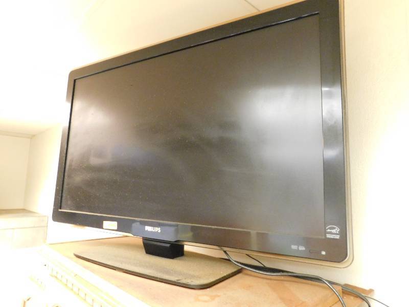 PHILIPS LCD TV, 47