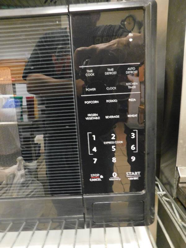SHARP CAROUSEL MICROWAVE