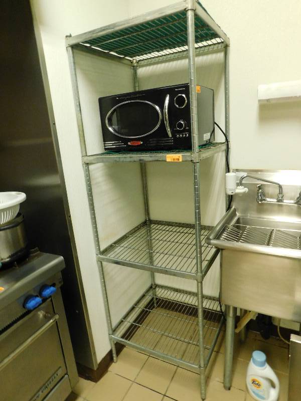 WIRE RACK SHELVING