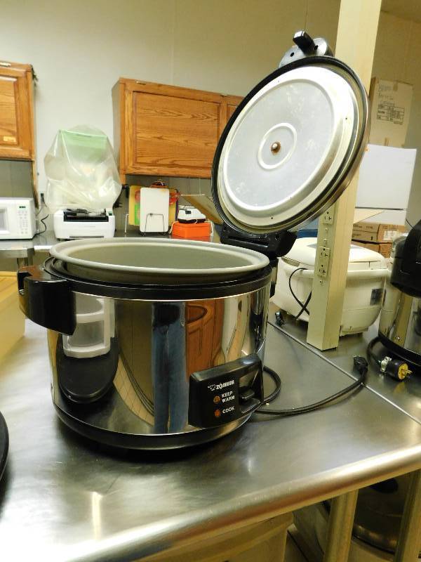ZOJIRUSH RICE COOKER
