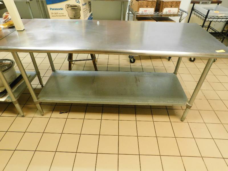 STAINLESS STEEL COUNTERTABLE