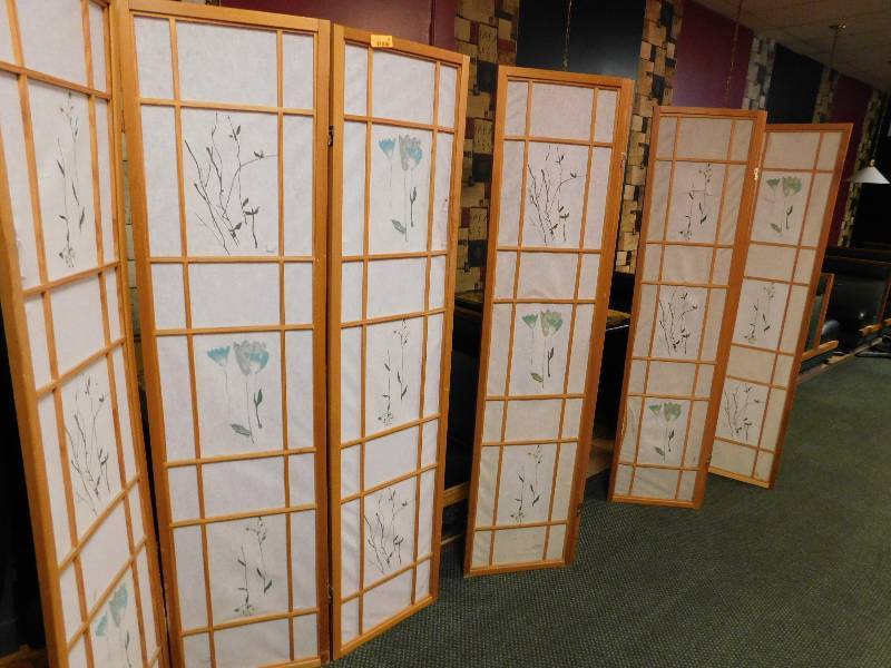 FOLDING ROOM DIVIDER SCREEN