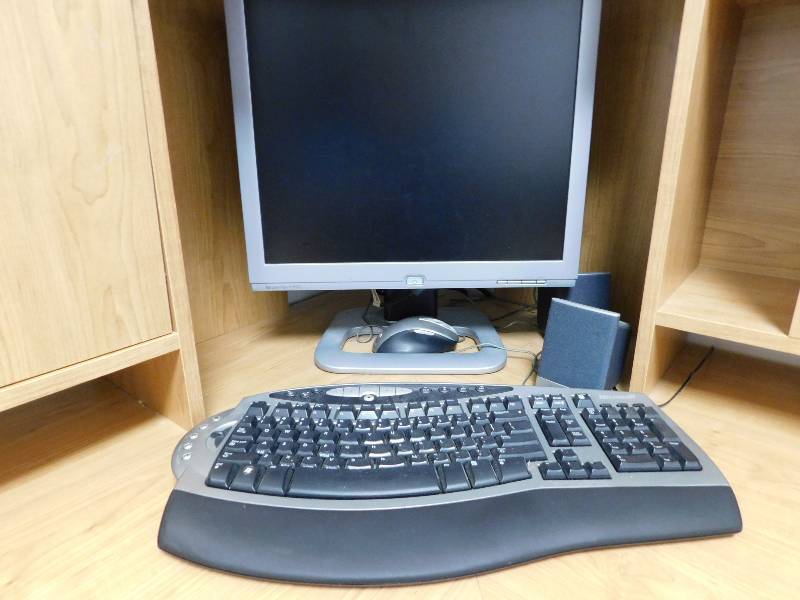 COMPUTER MONITOR, KEYBOARD AND MOUSE