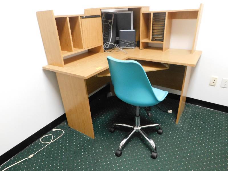 CORNER COMPUTER DESK AND BLUE CHAIR