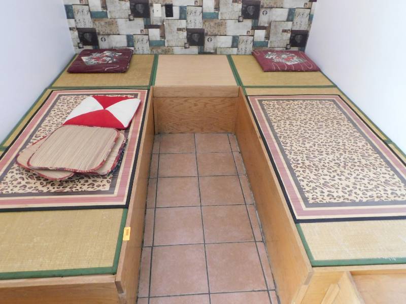 7 BAMBOO PADS, FLOOR MAT AND PILLOWS