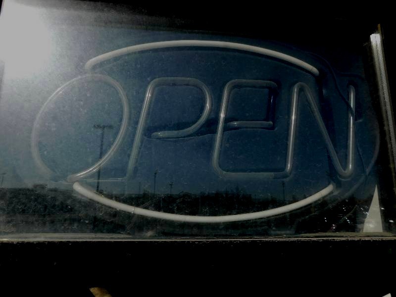 OPEN SIGN, HAS PLUG IN