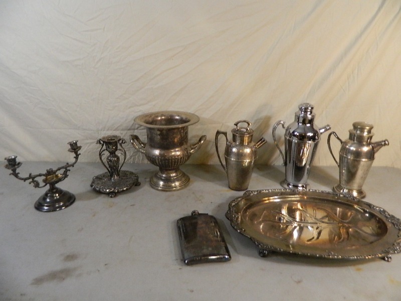 lot 47 image: Metal Items