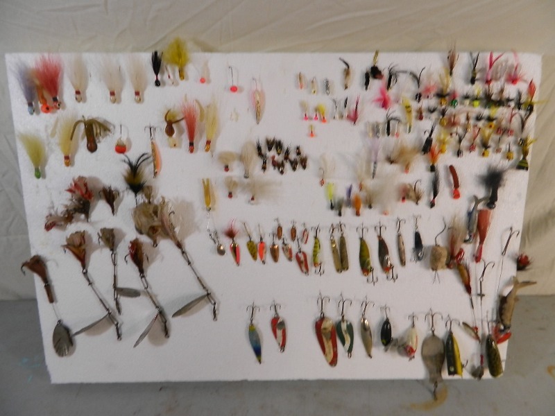 lot 56 image: Assorted Fishing Tackle