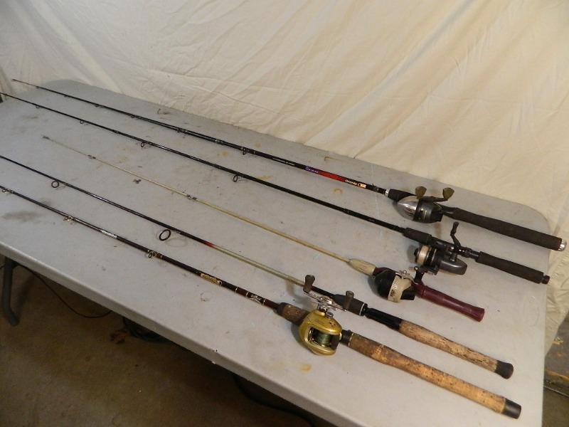 lot 67 image: 5 Fishing Rods and Reels