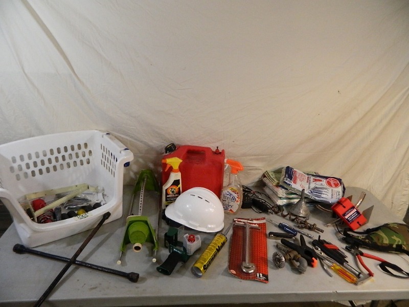lot 89 image: Tools and Shop Supplies