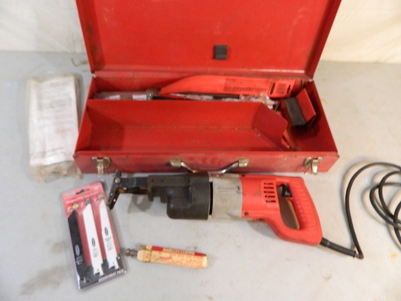 lot 93 image: Milwaukee Sawzall