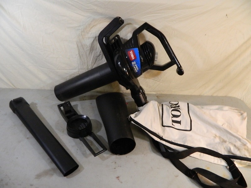lot 97 image: Toro Electric BlowerVac