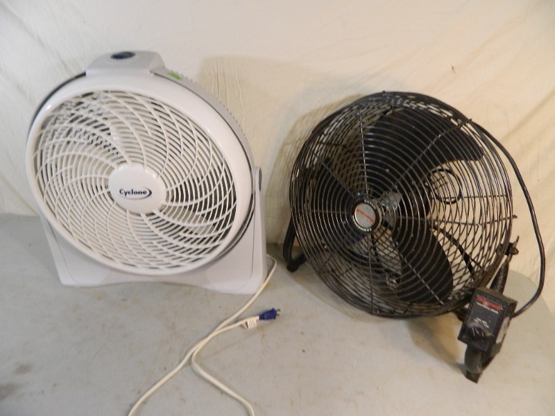 lot 107 image: 2 Floor Fans