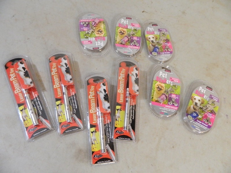 lot 142 image: New Pets Supplies