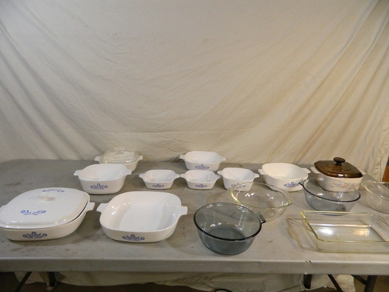 lot 164 image: Pyrex, Corningware, and More