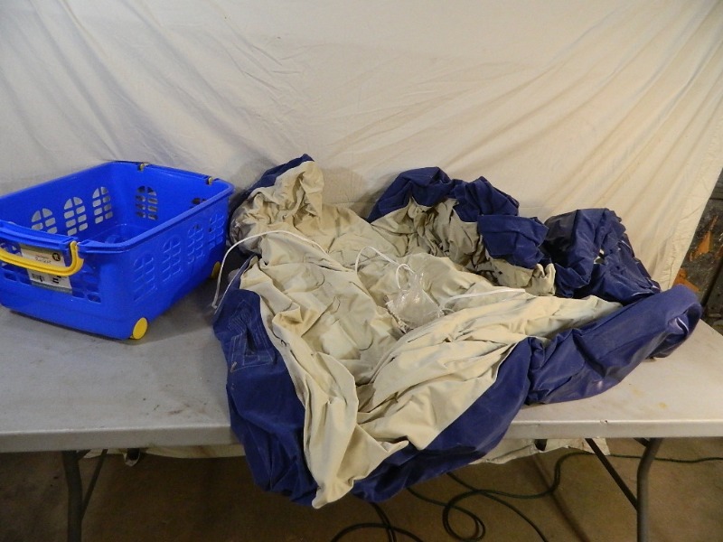 lot 176 image: Mainstays Air Mattress