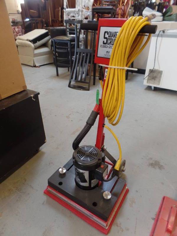 SQUARE SCRUB MACHINE