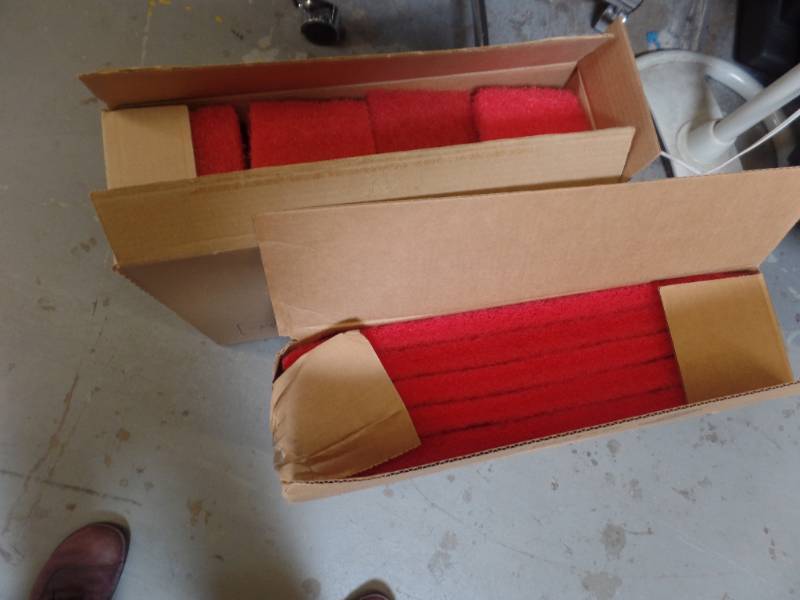 NEW PADS FOR SQUARE FLOOR MACHINE