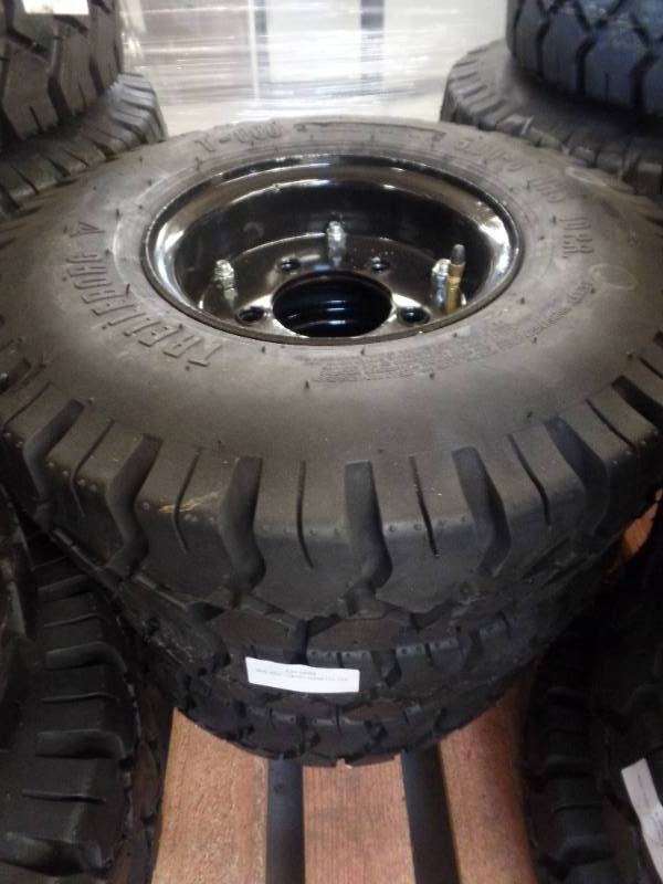 INDUSTRIAL VEHICLE TIRES