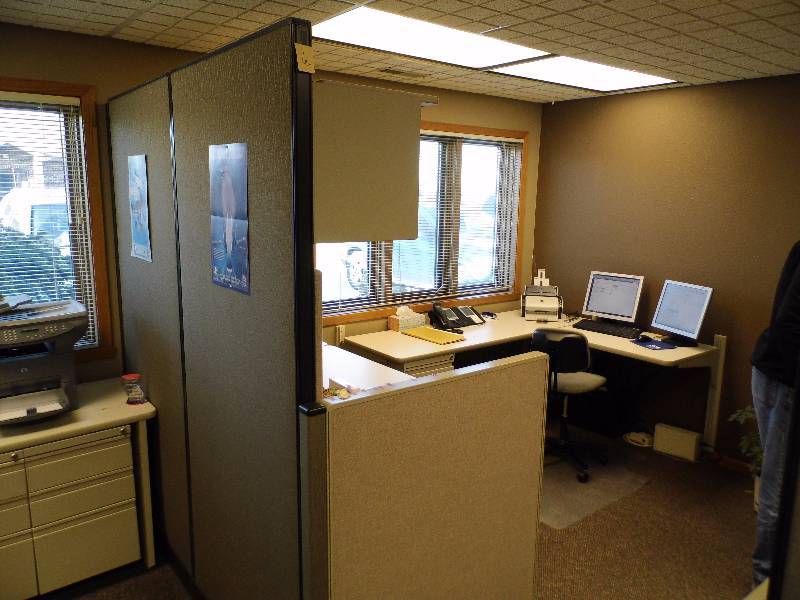 lot 6 image: Cubicle Area #2