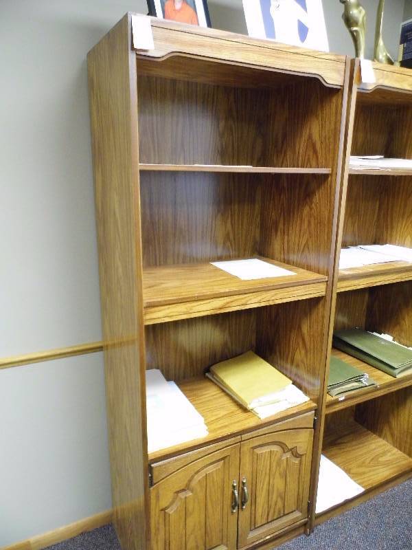 lot 53 image: Bookcase