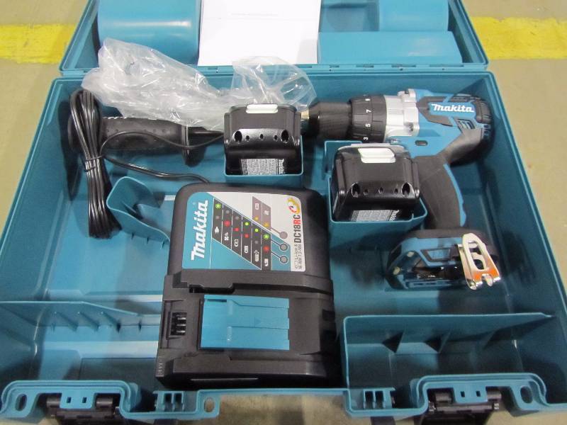 lot 22 image: Makita 18-Volt LXT Brushless Lithium-Ion 12 in. Cordless Hammer Drill Kit